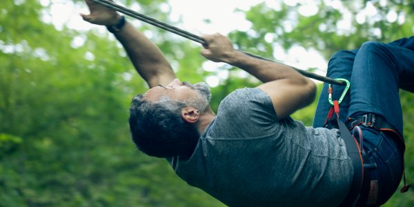 In true Sourcefabric style, Fritz rises to the challenge as he battles the ropes course | Photo by: Đorđe Đoković