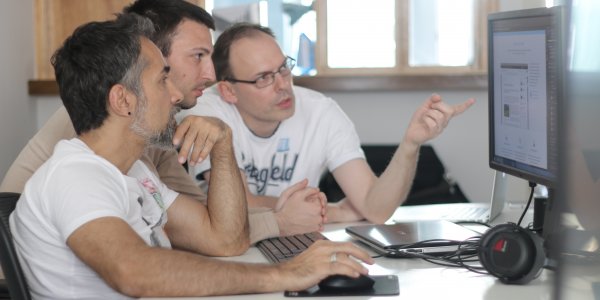 Vladimir Stefanović, Aleksandar Jeličić and Darko Tomić making magic. | Photo by Ljuba Ranković